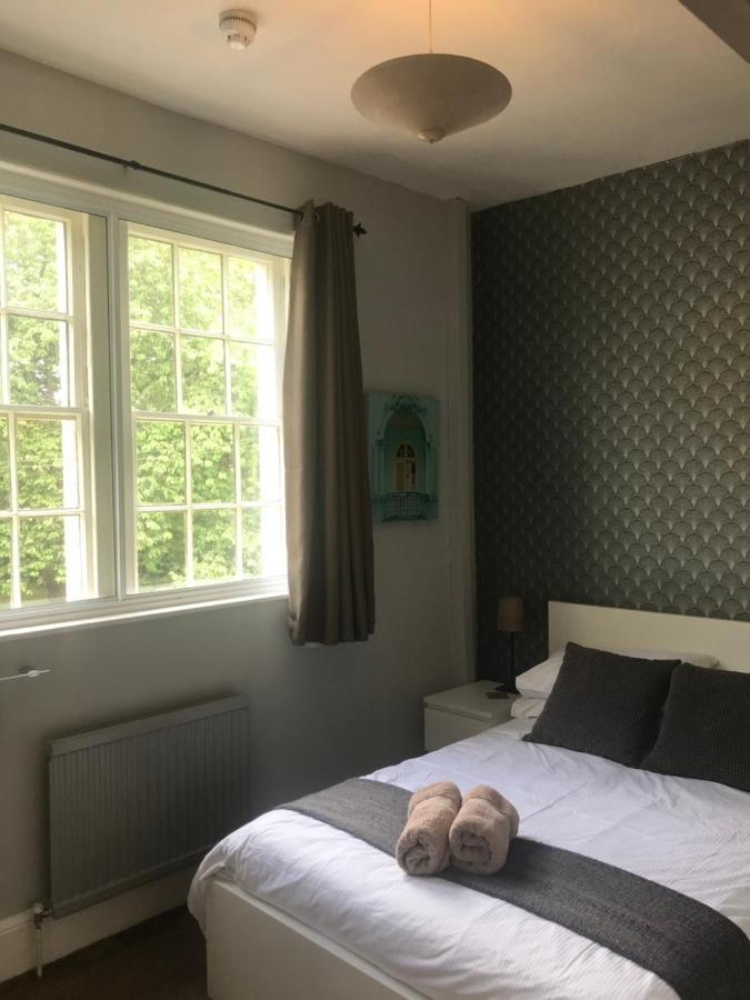 The Old Ham Tree Hotell Holt  Eksteriør bilde